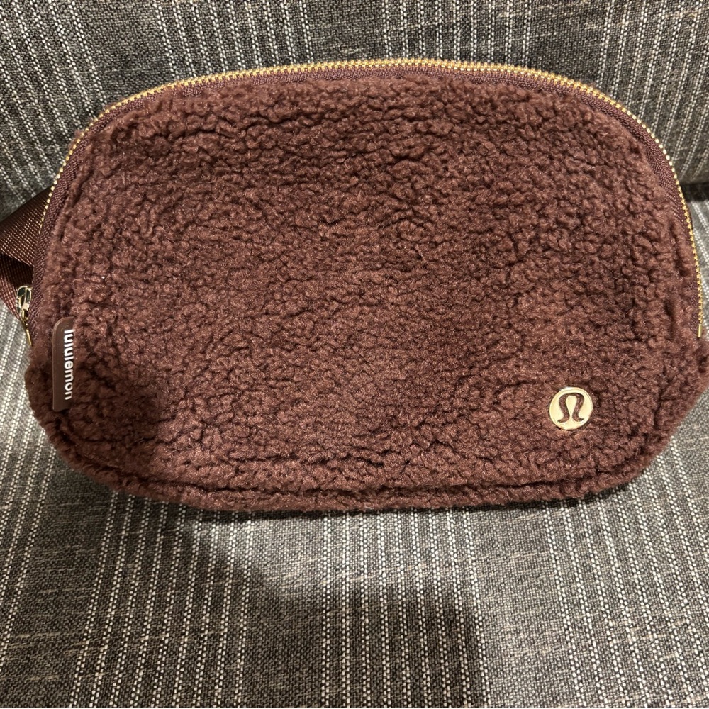 Lululemon Brown Sherpa Belt Bag